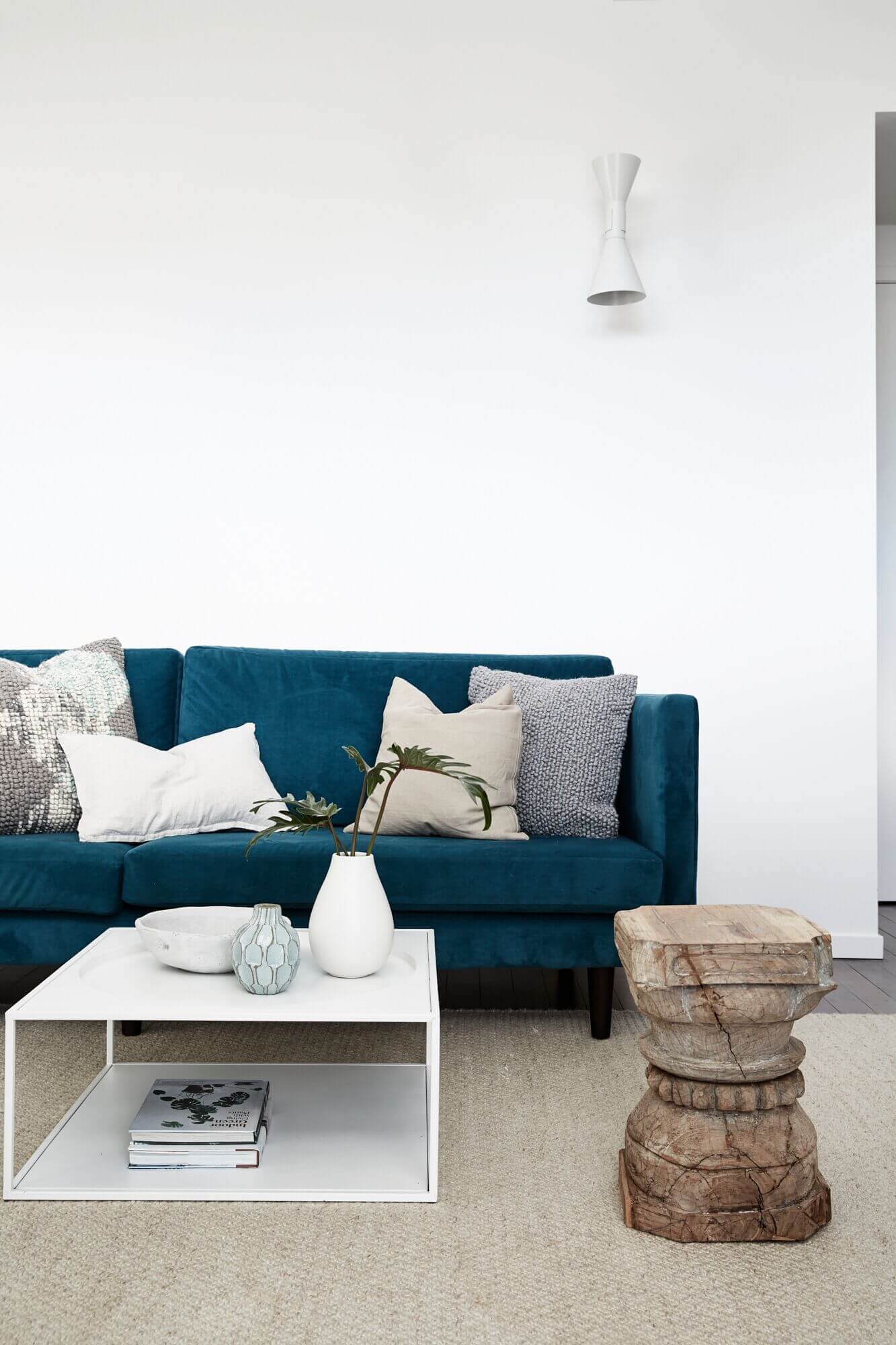 Lounge room at The Chalet, Byron Beach Abodes