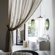 Master ensuite at The Chalet, Byron Beach Abodes