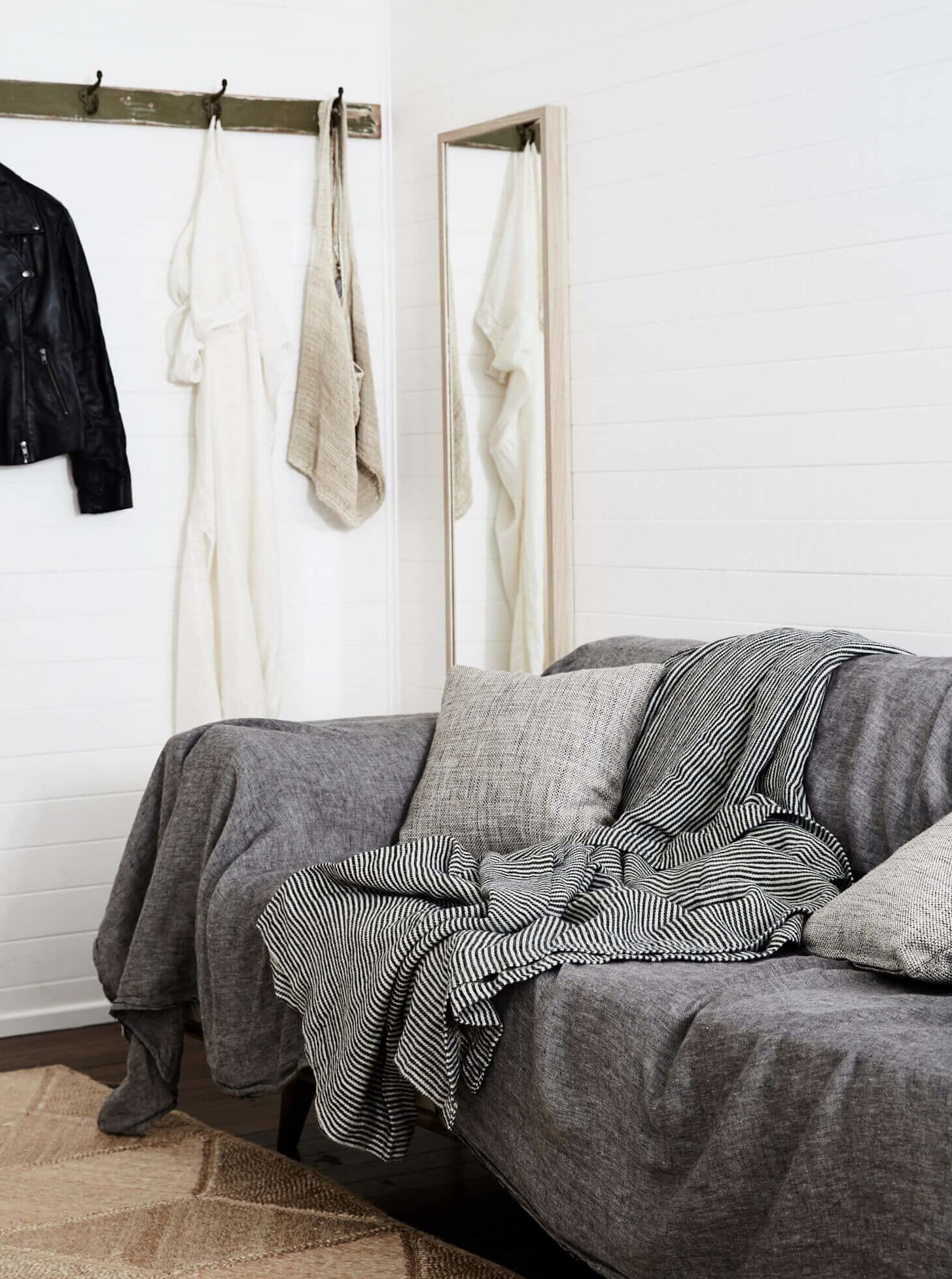 Linen-covered sofa at The Cottage, Byron Beach Abodes