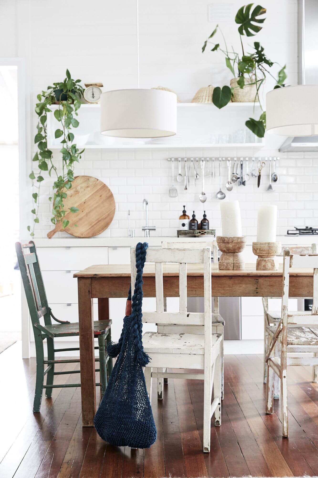 Kitchen and dining room at The Cottage, Byron Beach Abodes