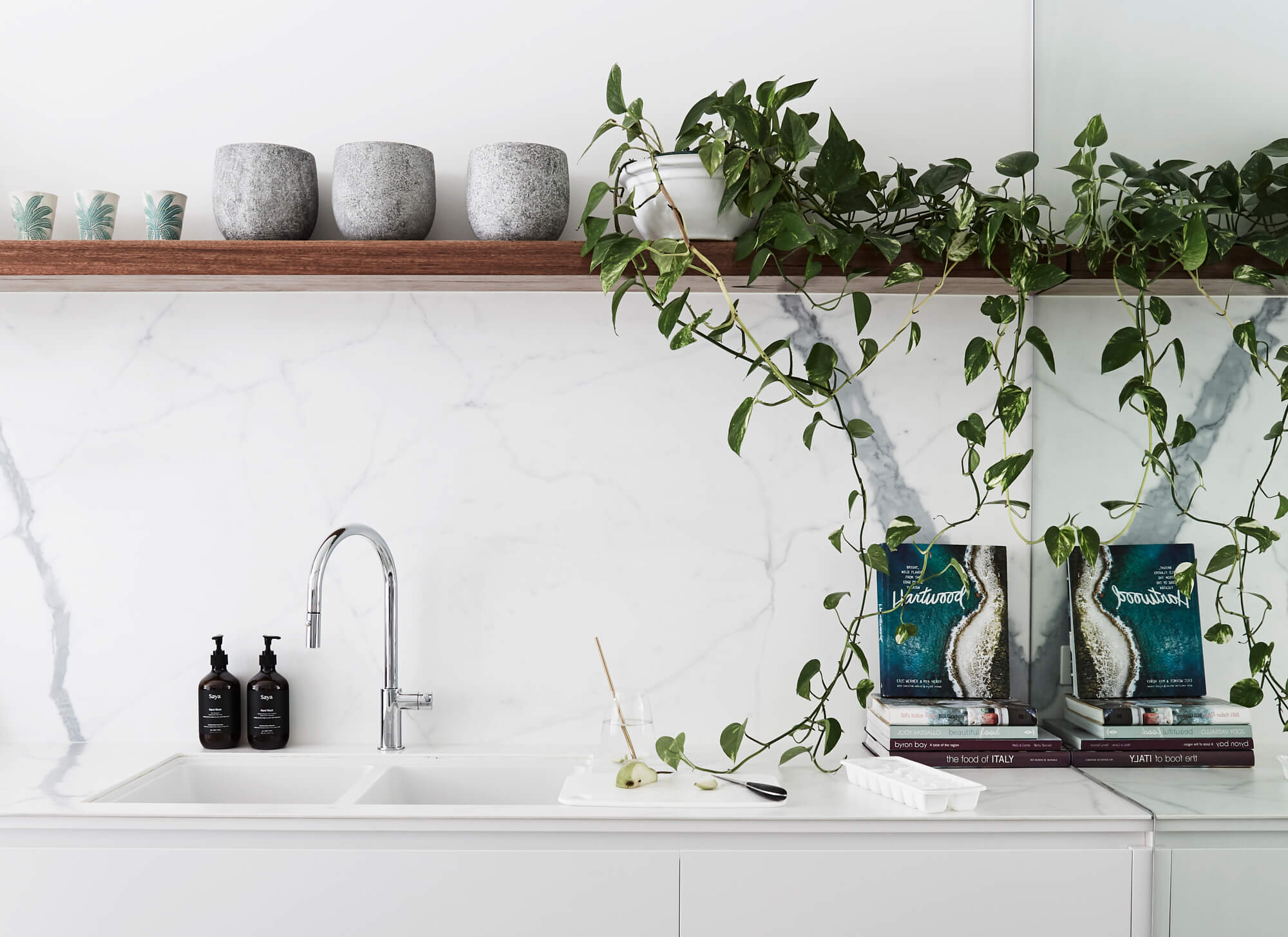 Open kitchen shelf at The Chalet, Byron Beach Abodes